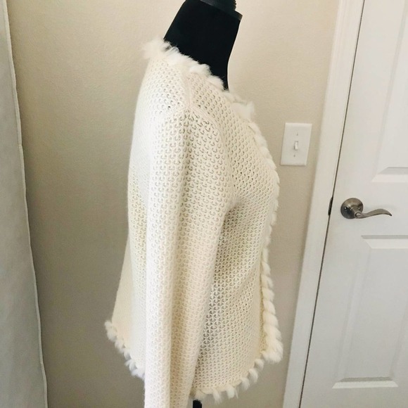 Jones New York Cream Angora Mix Cardigan Size Medium - Picture 2 of 5